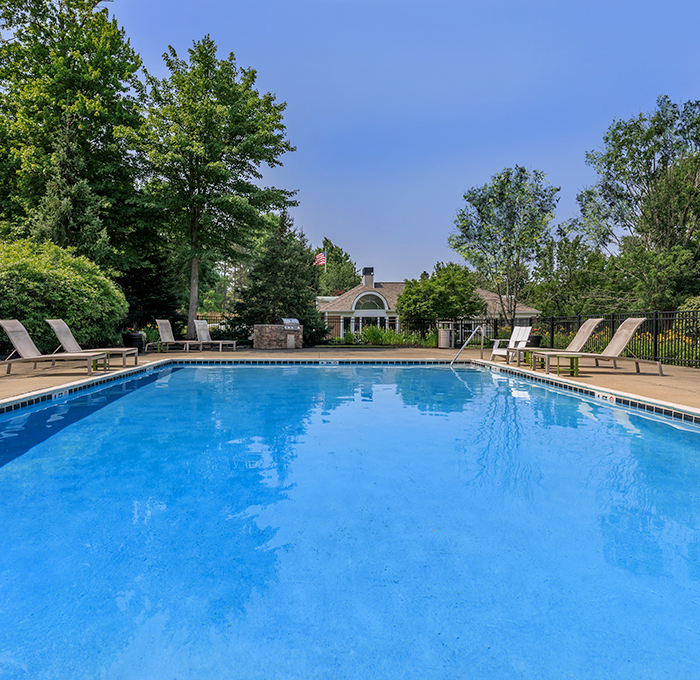 Williamsburg Townhomes Apartments in Sagamore Hills, OH